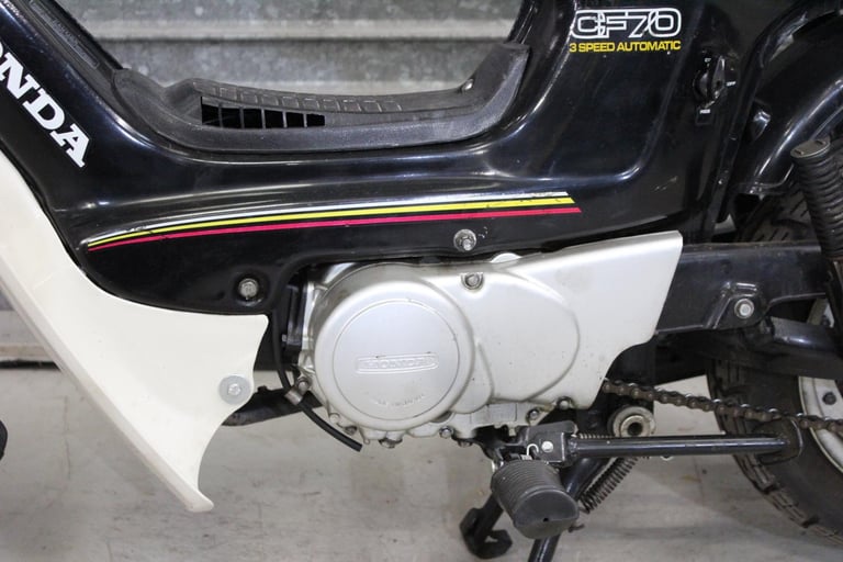 1982 82 Y HONDA CF70 CF 70 CHALLY 3SPD AUTOMATIC CLASSIC SCOOTER UK BIKE NEW MOT