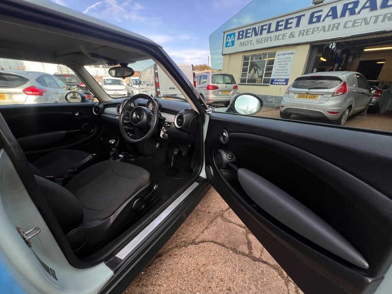 2012 MINI Hatch 1.6 One Euro 5 3dr HATCHBACK Petrol Manual