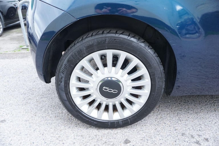 2012 Fiat 500 1.2 Lounge Euro 4 3dr HATCHBACK Petrol Manual
