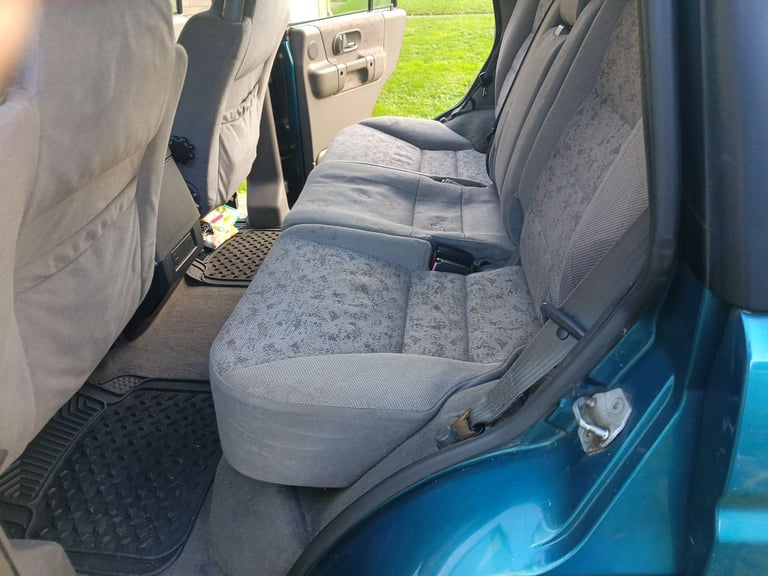 Land Rover, 1999 Td5 DISCOVERY 2
