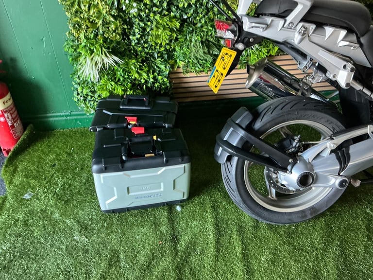 BMW R 1200 gs free delivery 