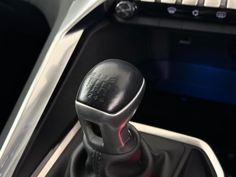 2020 Peugeot 3008 1.2 PureTech Allure 5dr HATCHBACK PETROL Manual