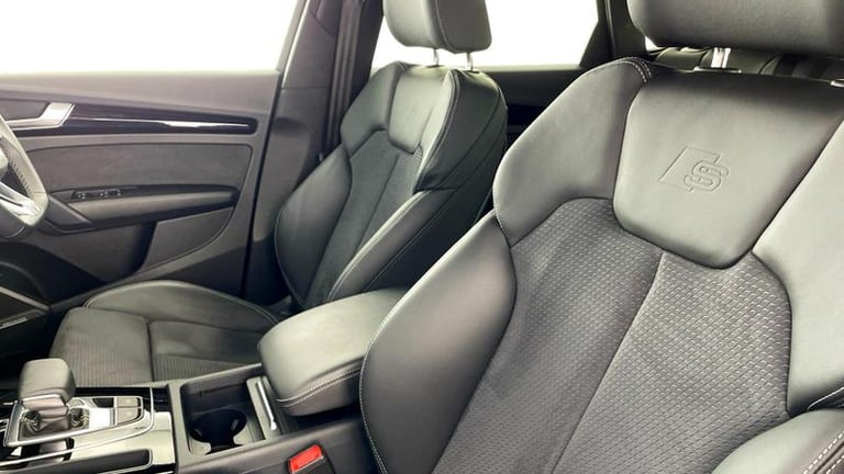 2024 Audi Q5 Black Edition 40 TDI quattro 204 PS S tronic Automatic SUV Diesel Automatic