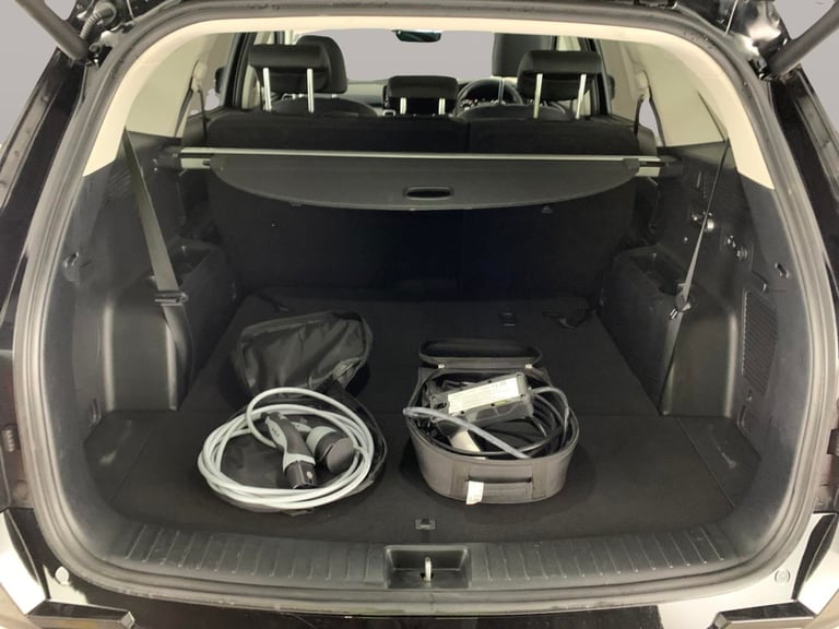 2022 Kia Sorento 1.6 T-GDi 13.8kWh 3 SUV 5dr Petrol Plug-in Hybrid Auto AWD Euro 6 (s/s) (26 Suv ...