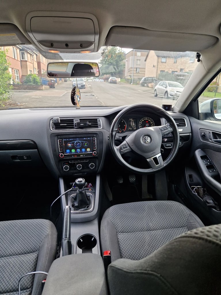 Volkswagen, JETTA, Saloon, 2011, Manual, 1598 (cc), 4 doors