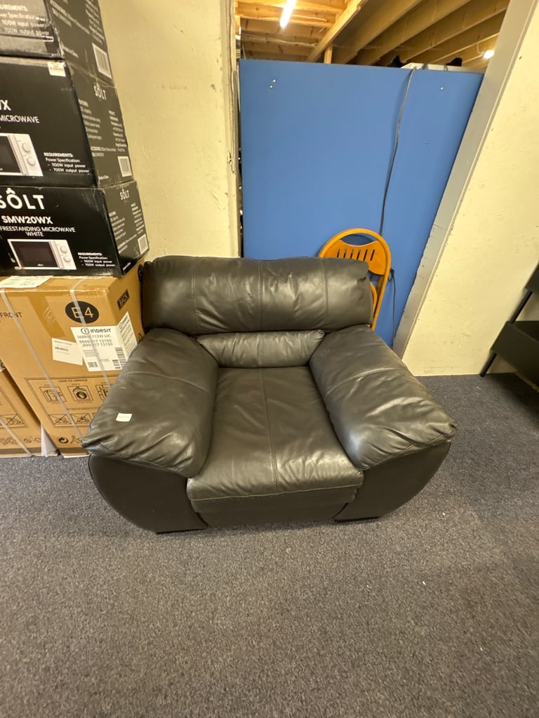 Leather Armchair 
