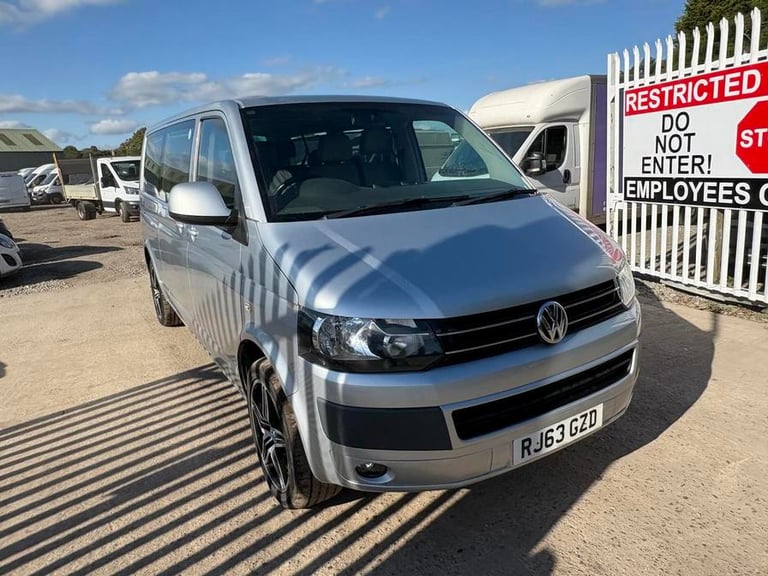 2013 Volkswagen Transporter Transporter T30 SE 102 TDI LWB Minibus DIESEL Manual