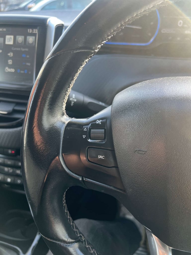 2017 Peugeot 2008 1.6 BlueHDi 120 Allure 5dr HATCHBACK DIESEL Manual