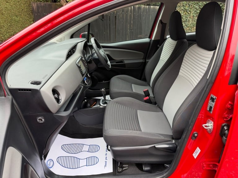  Toyota Yaris 1.5 Hybrid Icon 5dr CVT AUTOMATIC Petrol/Electric Hybrid