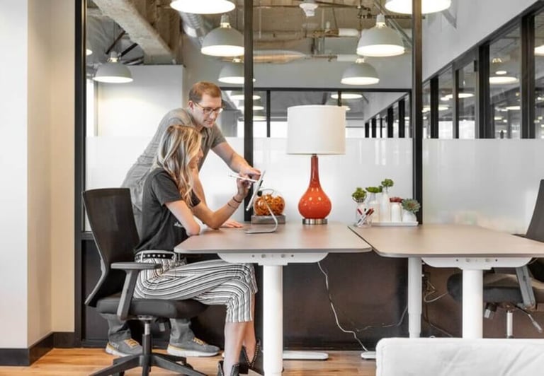 *Moorgate* Private Serviced Offices: Units from 2 to 70 desks for rent EC2