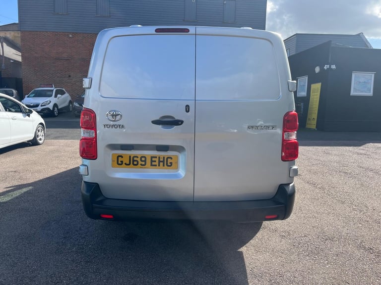 2019 Toyota ProAce 2.0D Icon Long Panel Van LWB Euro 6 (s/s) 6dr PANEL VAN Diesel Manual