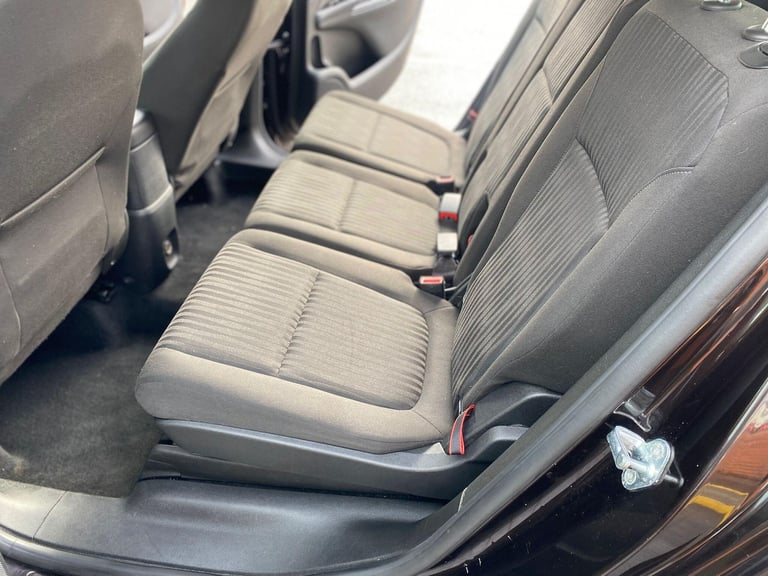 2014 Vauxhall Zafira Tourer 2.0 CDTi Exclusiv Auto Euro 5 5dr MPV Diesel Automatic