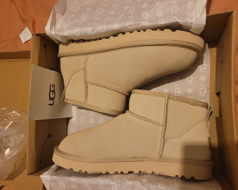 Uggs from hacoo 