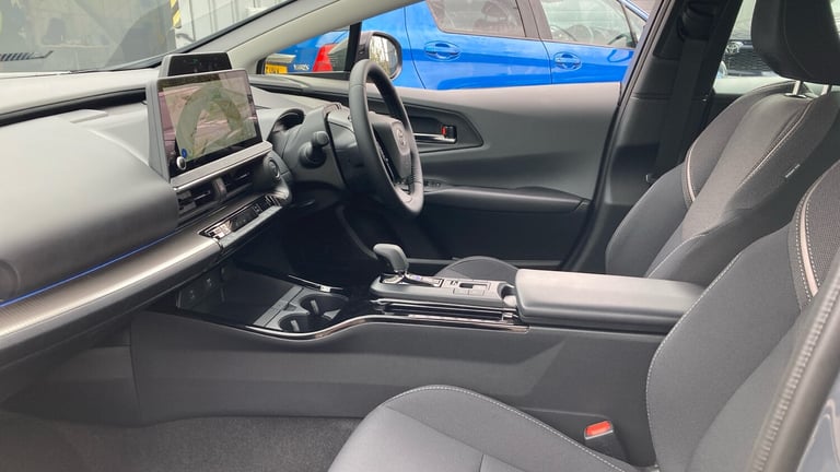 2025 Toyota Prius 2.0 PHEV Design 5dr CVT HATCHBACK PETROL/ELECTRIC Automatic
