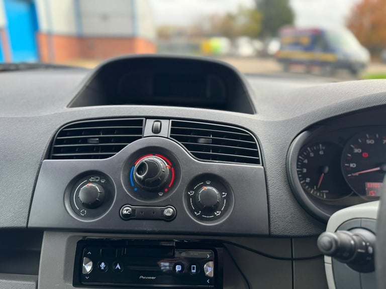 2009 Renault Kangoo ML19dCi 70 Van CAR DERIVED VAN DIESEL Manual