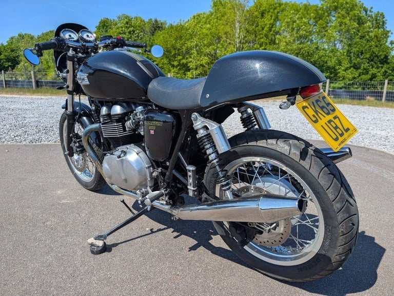 2016 TRIUMPH THRUXTON