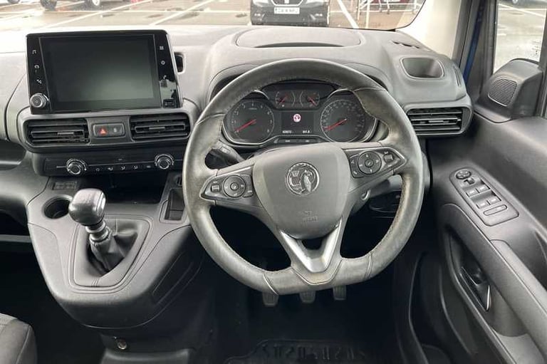 2022 Vauxhall Combo Life 1.5 Turbo D SE 5dr MPV DIESEL Manual