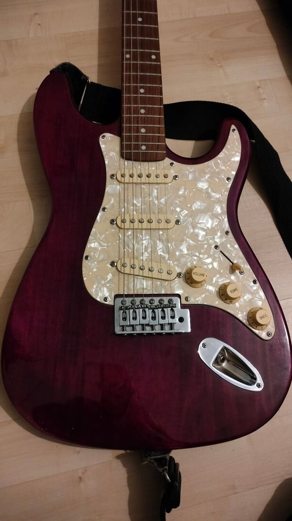 Encore Electric Guitar
