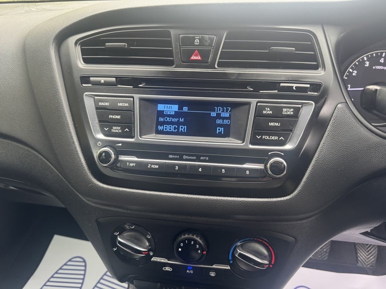 HYUNDAI I20 1.2 SE 2017