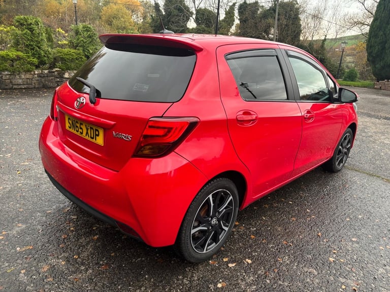 2015 Toyota Yaris 1.33 Dual VVT-i Sport Euro 5 5dr Euro 5 HATCHBACK Petrol Manual