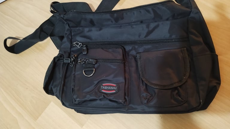 SMALL CAMERA BAG APPROX 340MM WIDE X 250MM HIGH