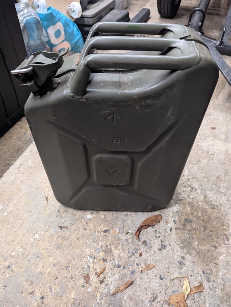 image for 20L metal fuel cans