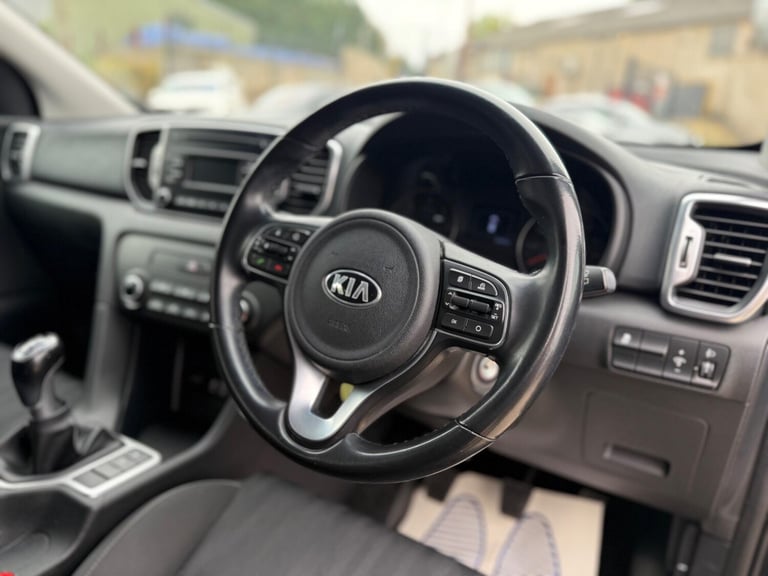 2017 Kia Sportage 1.7 CRDi 1 Euro 6 (s/s) 5dr ESTATE Diesel Manual