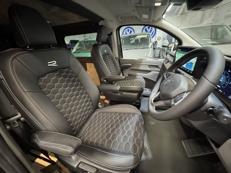 2025 25 VOLKSWAGEN TRANSPORTER VDUB CUSTOM KOMBI 150PS AUTO T7 COMMERCE PLUS FLE