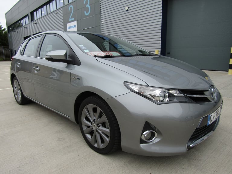 LEFT HAND DRIVE TOYOTA AURIS