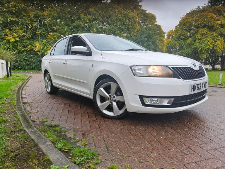 Skoda rapid 1.2tsi se 2014 ULEZ COMPLIANT £30 A YEAR TAX 