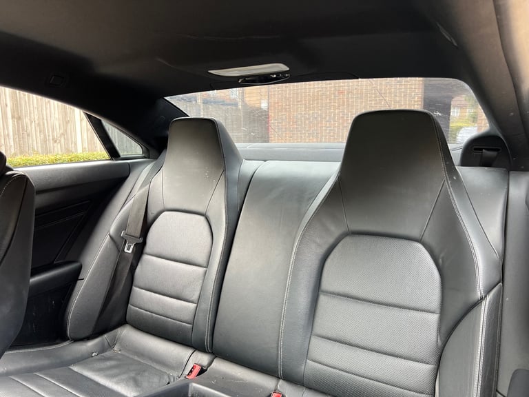 Mercedes-Benz amg line e220 cdi auto