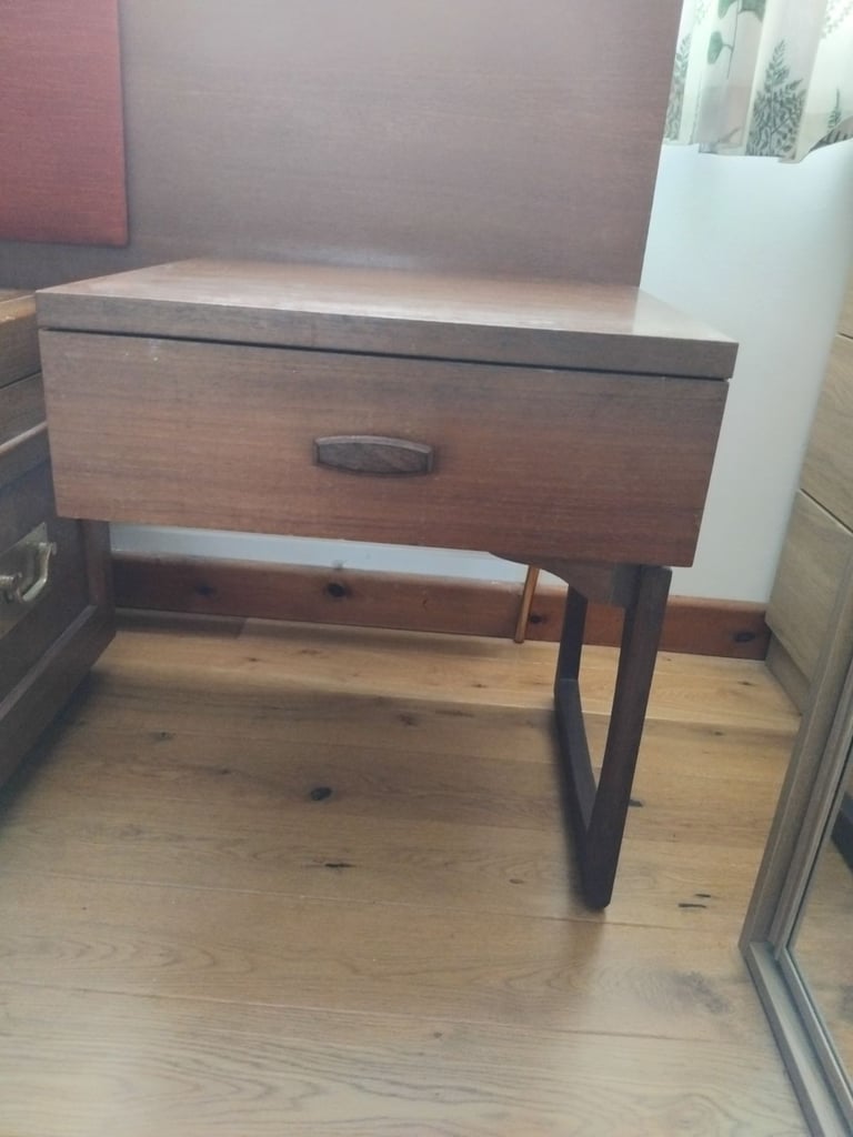 Double Bed Headboard with 2 Bedside Drawers