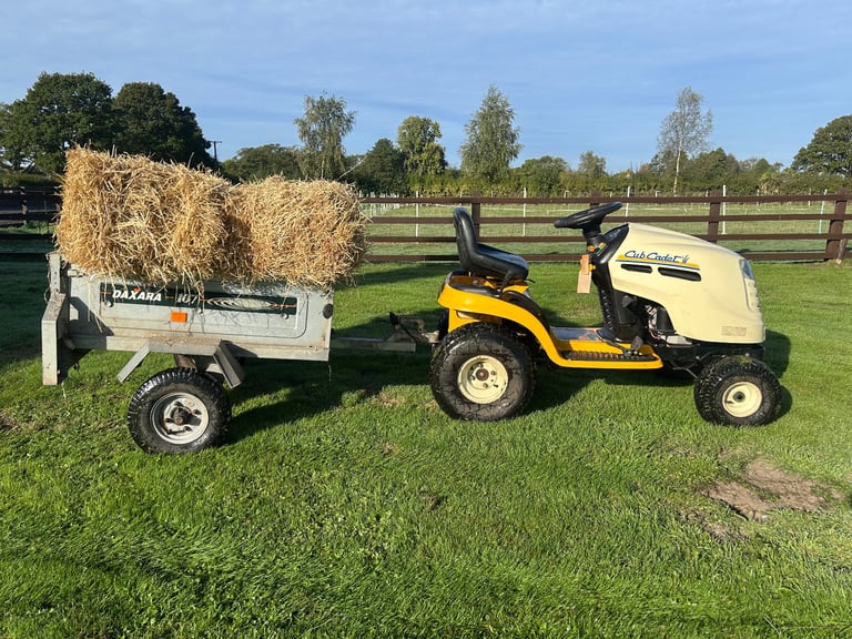 Cub Cadet Ride On Tractor  and Daxtra Trailer