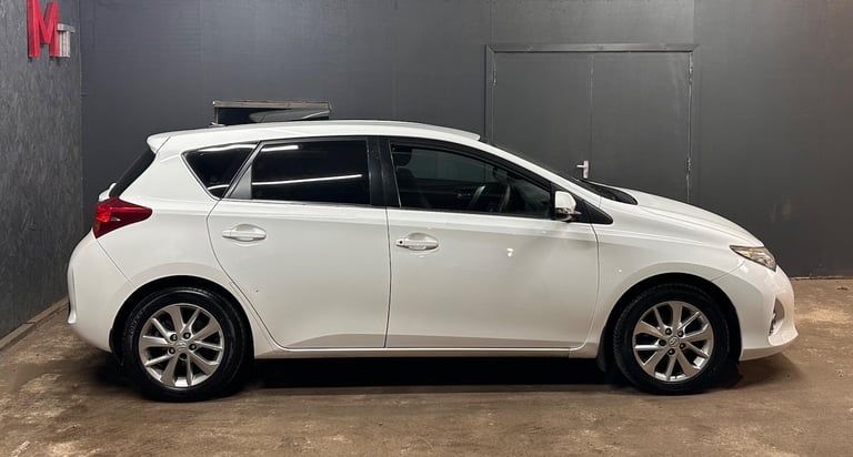 2014 Toyota Auris 1.6 V-Matic Icon Euro 5 5dr HATCHBACK Petrol Manual