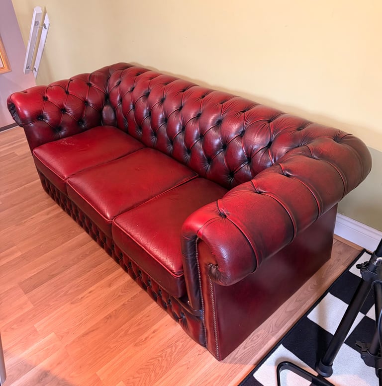 Oxblood Chesterfield set