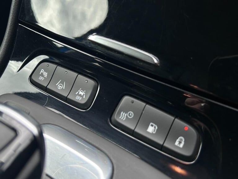 2023 Vauxhall Crossland X 1.6 14.2kwh Ultimate Suv 5dr Petrol Plug In Hybrid Auto Euro 6 (s/s) (2...