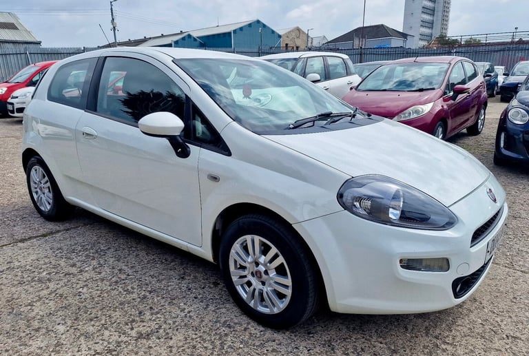 2014 Fiat Punto 1.2 Easy 3dr HATCHBACK Petrol Manual