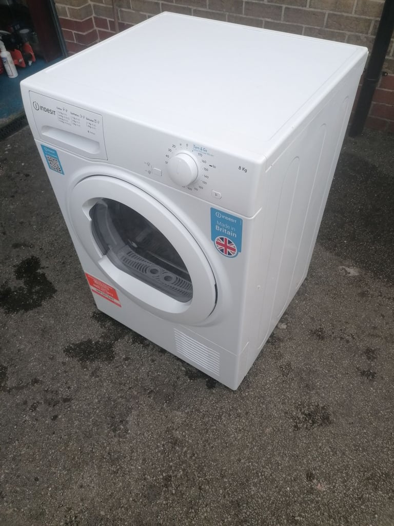 TUMBLE DRYER CONDENSER TUMBLE DRYER LARGE 8 KILOGRAM DRUM CAPACITY INDESIT CAN DELIVER £160