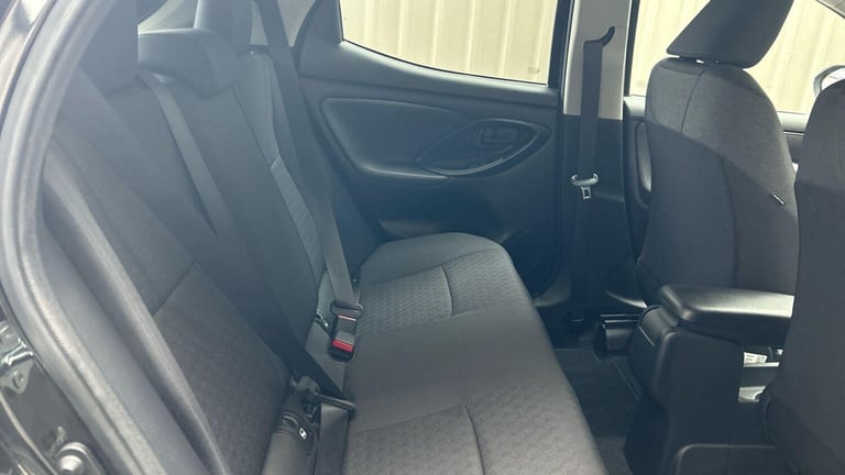 2022 Toyota Yaris 1.5 VVT-h Design Hatchback 5dr Petrol Hybrid E-CVT Euro 6 (s/s) (116 ps) HATCHB...