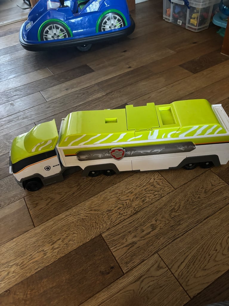 Paw patrol truck 