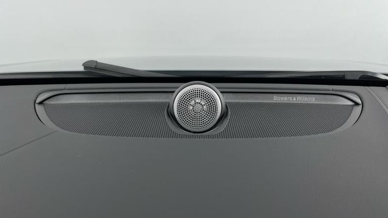 2024 Volvo V90 Ultra T8 AWD Plug-in hybrid Electric/Petrol Dark Automatic Estate Petrol Automatic