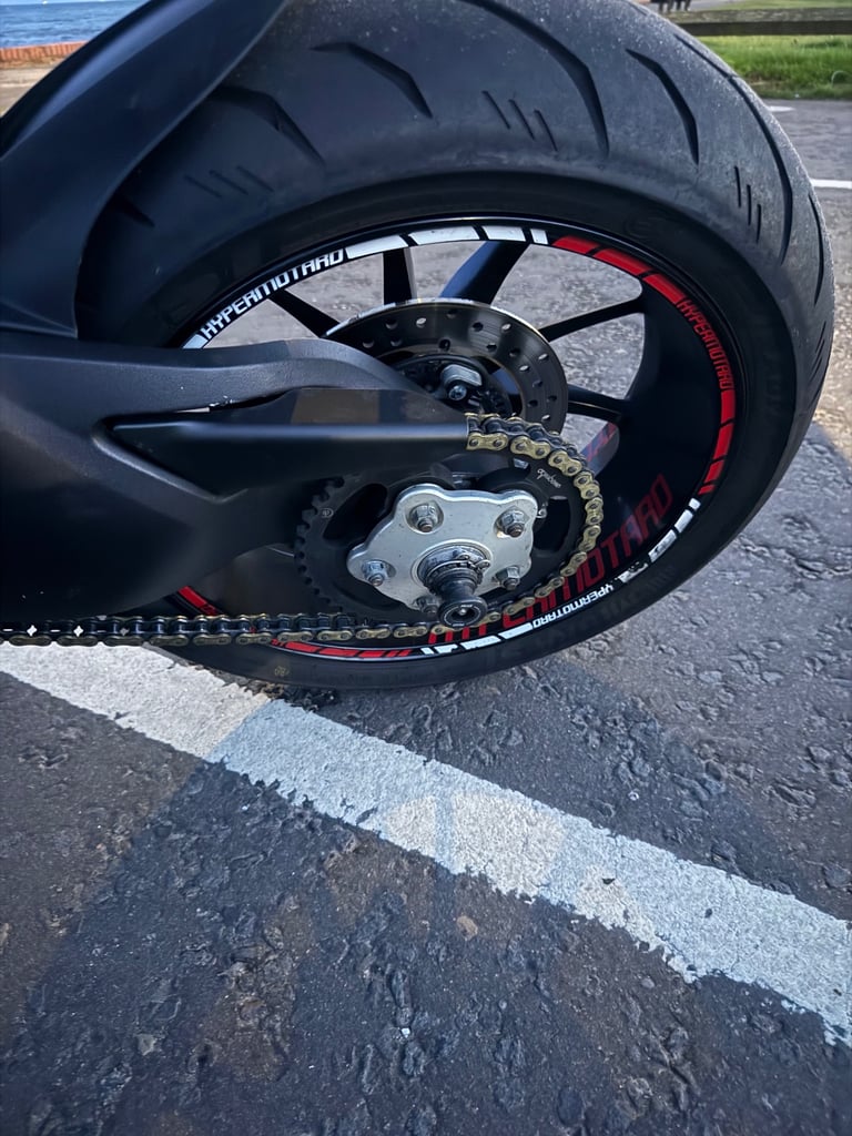Ducati, HYPERMOTARD, 2017, 937 (cc)
