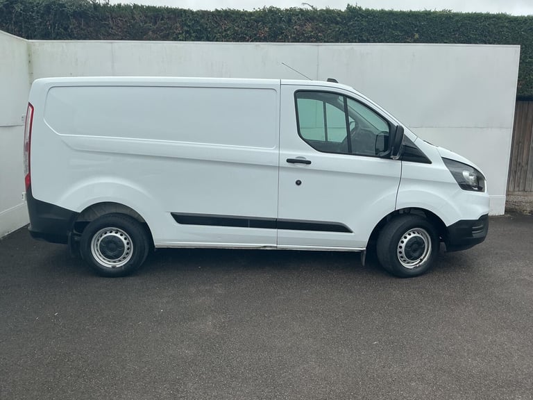 2021 Ford Transit Custom 2.0 EcoBlue 105ps Low Roof Leader Van PANEL VAN DIESEL Manual
