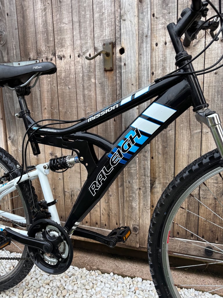 Men’s RALEIGH Dual Suspension Mountain Bike (Great Condition)