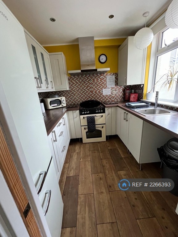 4 bedroom house in Gloucester Road, Bristol, BS16 (4 bed) (#2266393)