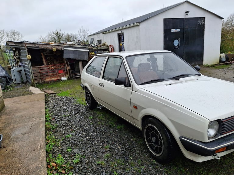 Volkswagen, 1989, 1272 (cc)