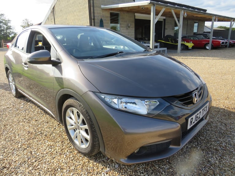 2013 Honda Civic 1.8 i-VTEC EX  EXCELLENT OVERALL CONDITION HATCHBACK Petrol Manual