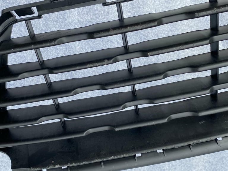 CITROEN C3 PICASSO 2010 FRONT BUMPER LOWER GRILL 2009-2012