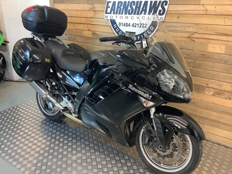 KAWASAKI GTR1400 2009 28K MILES