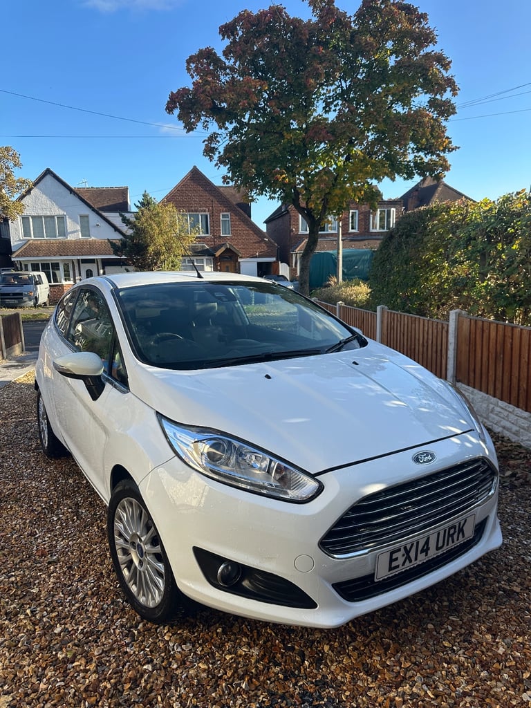 Ford, FIESTA, Hatchback, 2014, Manual, 998 (cc), 3 doors